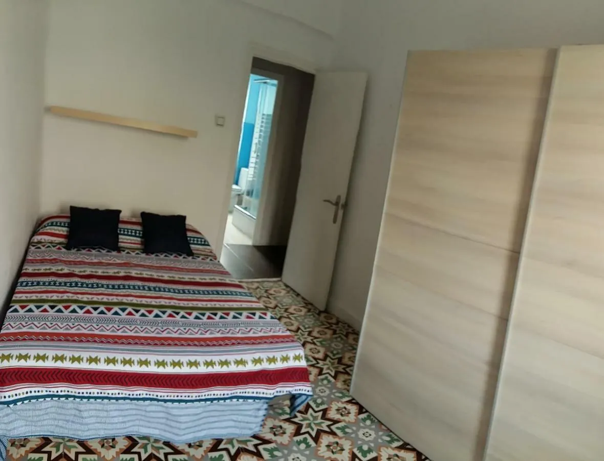 Cadiz Low Cost Hotel